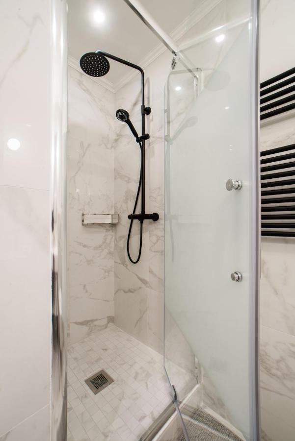 Sartre : Au Coeur De La Rive Gauche, Neuf, Design, 2/4 Personnes Appartement